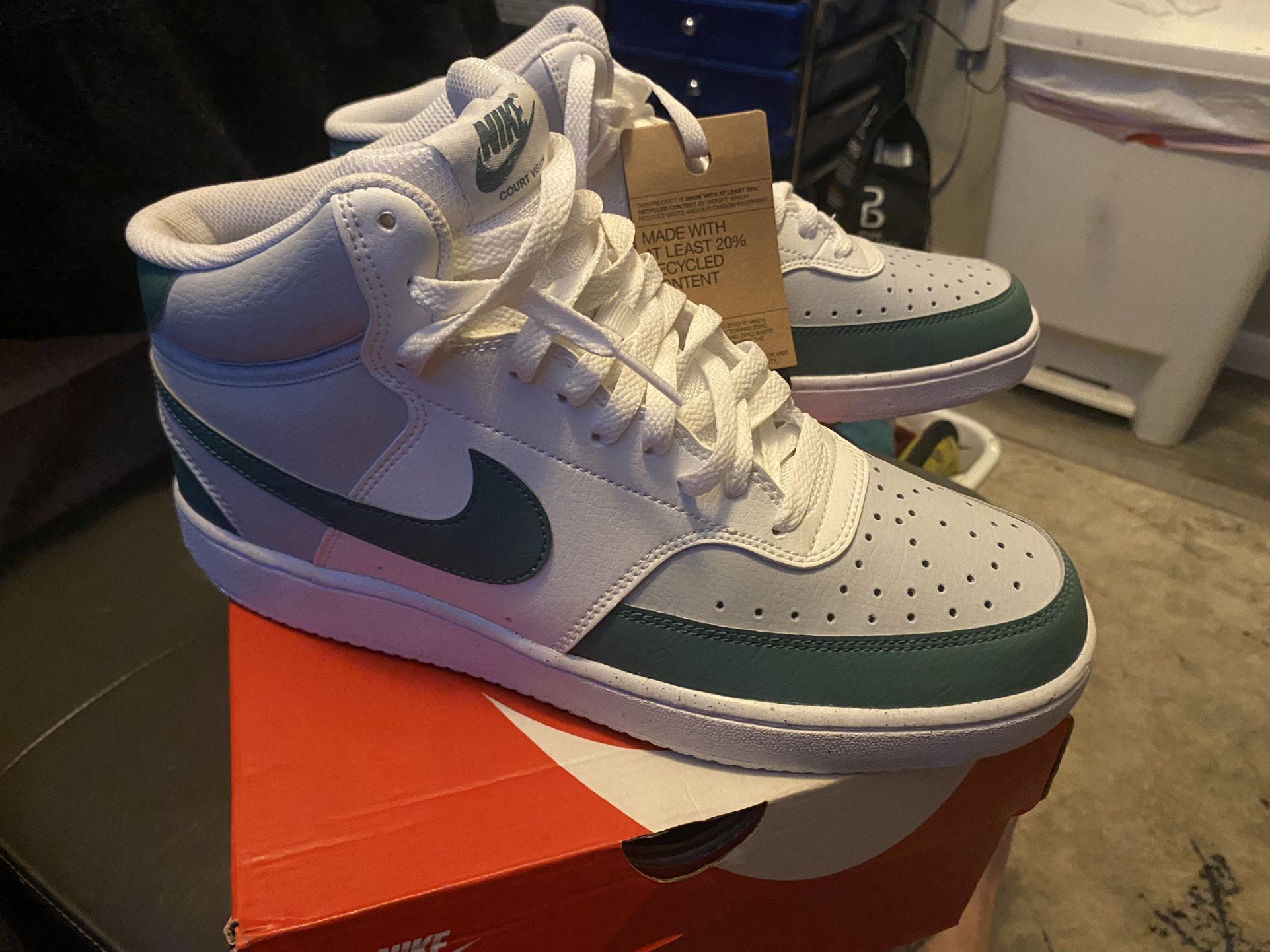 Nike Court Vision Mid