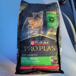 DOG FOOD PURNIA $20