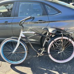 Schwinn Windwood 26 Inch Beach Cruiser 