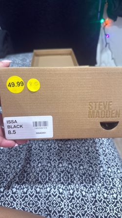 Steve Madden Issa black sandals
