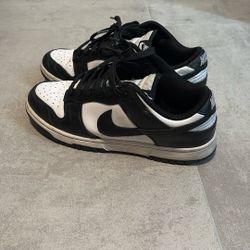 Nike Dunks 