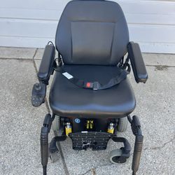 Pride Jazzy 614 HD Power Wheelchair