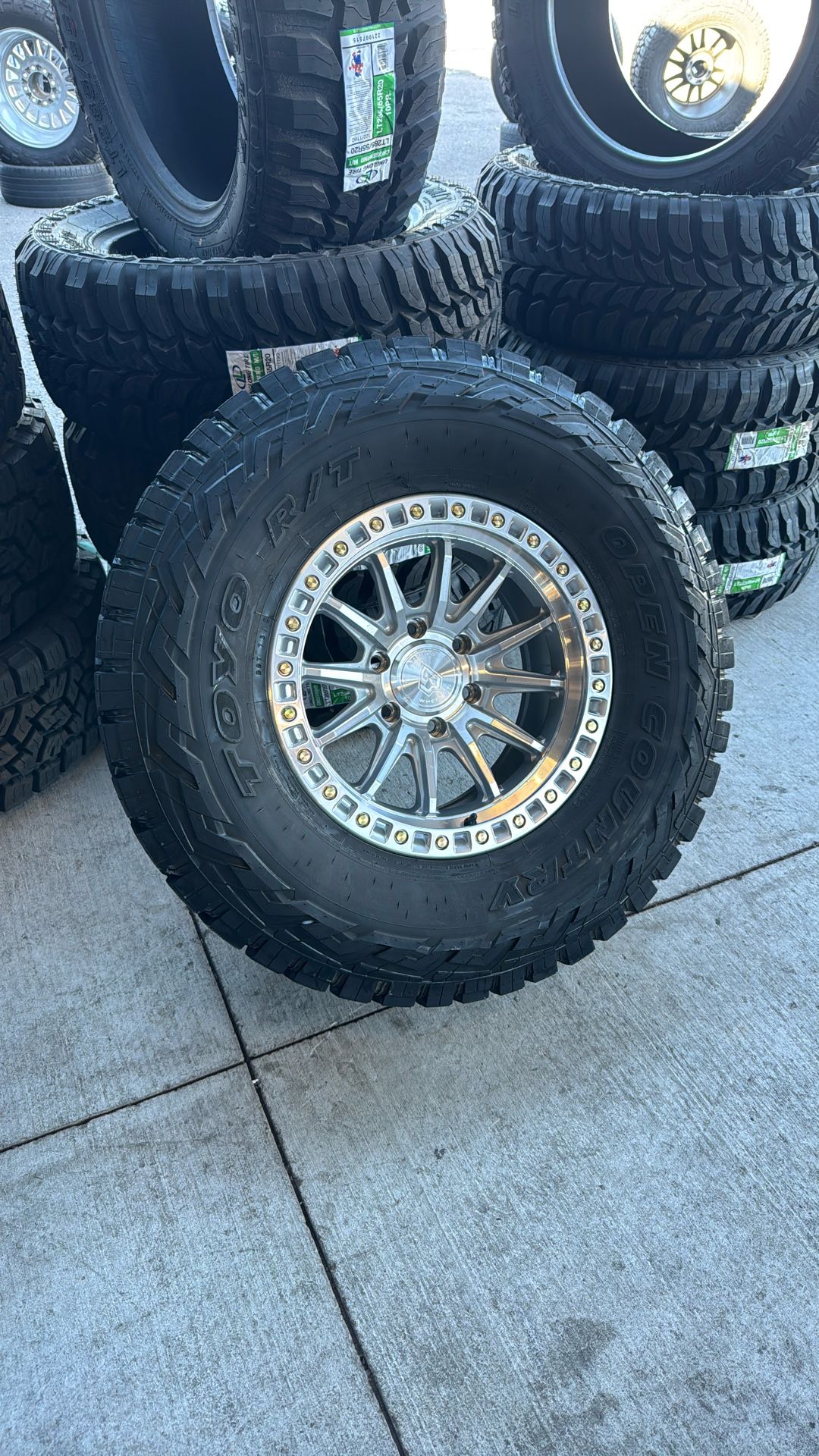 Arena Wheels 17x9 6x139 Llanta Usada 35 1250 17