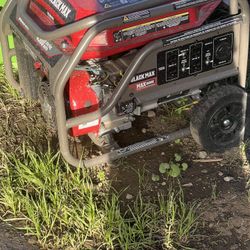 Black Max 4500W Gas Generator – 3600 Running Watts – Like New