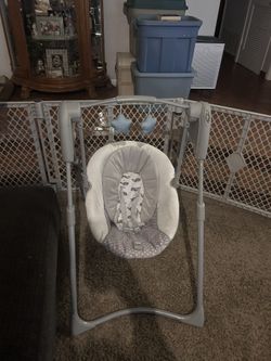 Graco Infant/ Baby Swing 