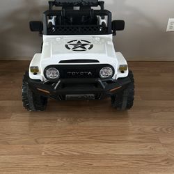 Toddler electric car