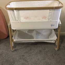 Baby Bundle Pack - Bassinet, Changing Pad And Boppy