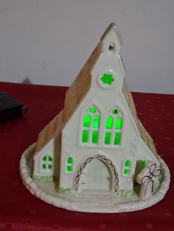 Lenox Church lights up new