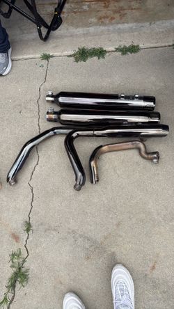 Stock exhaust CVO black chrome