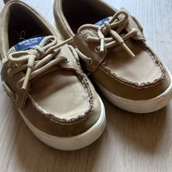 SPERRY BOAT SHOES 