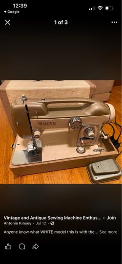 Vintage sawing machine 1950 works good $65 , pick up in cloverleaf 77015 maquina antigua
