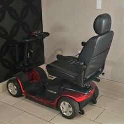 Pride Mobility Victory 10 4-Wheel SC710 Scooter