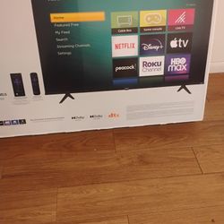 55"HISENSE ROKU SMART TV