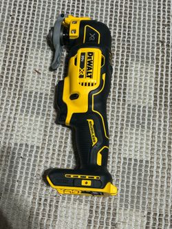 Dewalt XR multitool