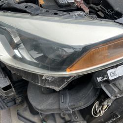 2016 Toyota Corolla Headlights 