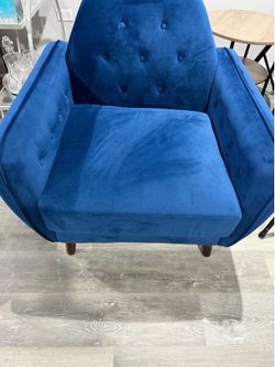 Velvet Royal Blue Accent Chair