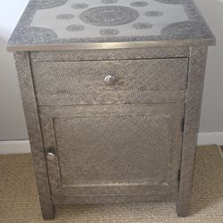 2 Nightstand O End Table 