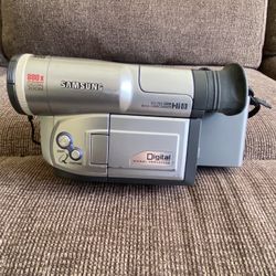 Samsung HI-8 8mm Camcorder 