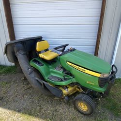 John Deere X300 Mower Riding Lawnmower