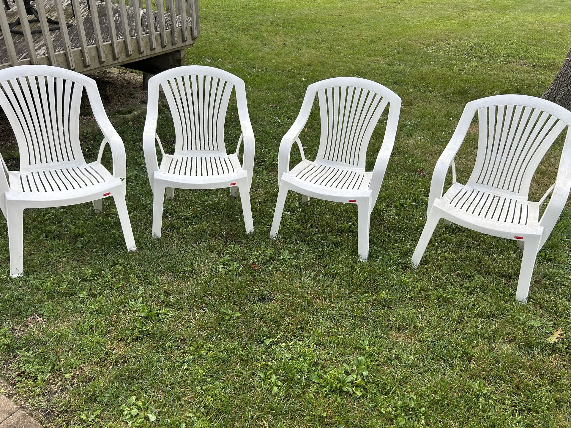 Stackable Rubbermaid Chairs - Set Of 4