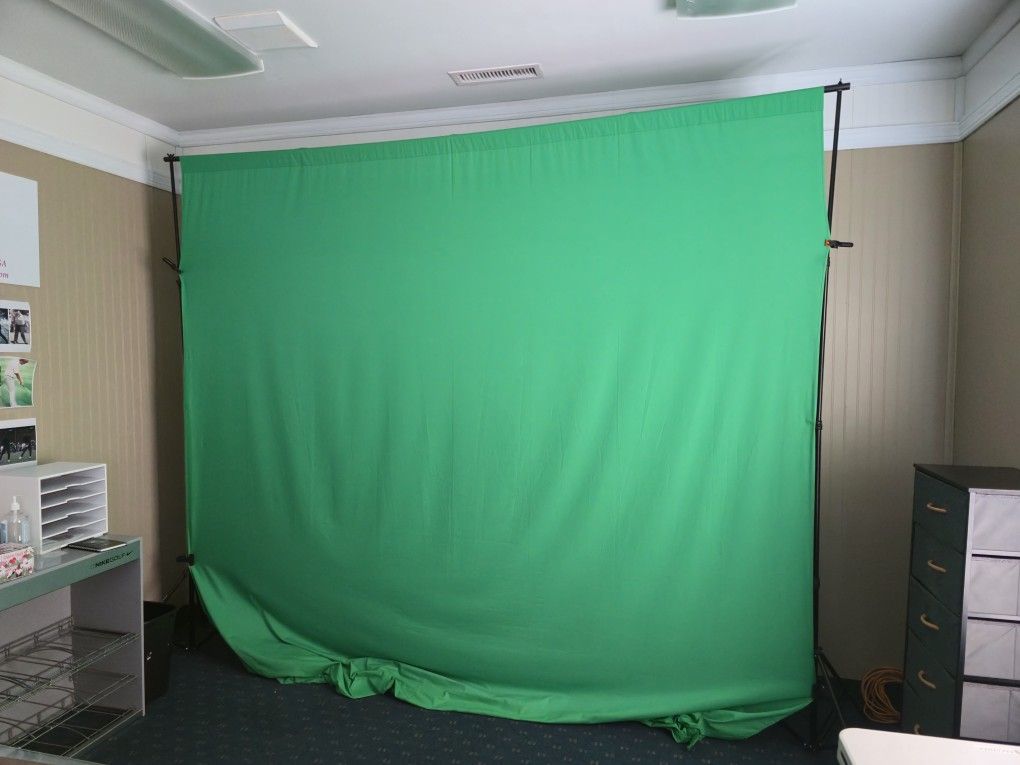 Extra Large Portable Green Screen 8' High X 10' Wide Black Aluminum Frame