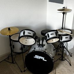 Drum Set w/ Hardware 