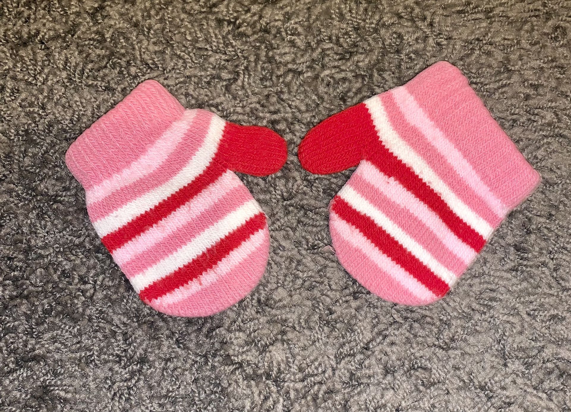 Infant Mittens 6-12M