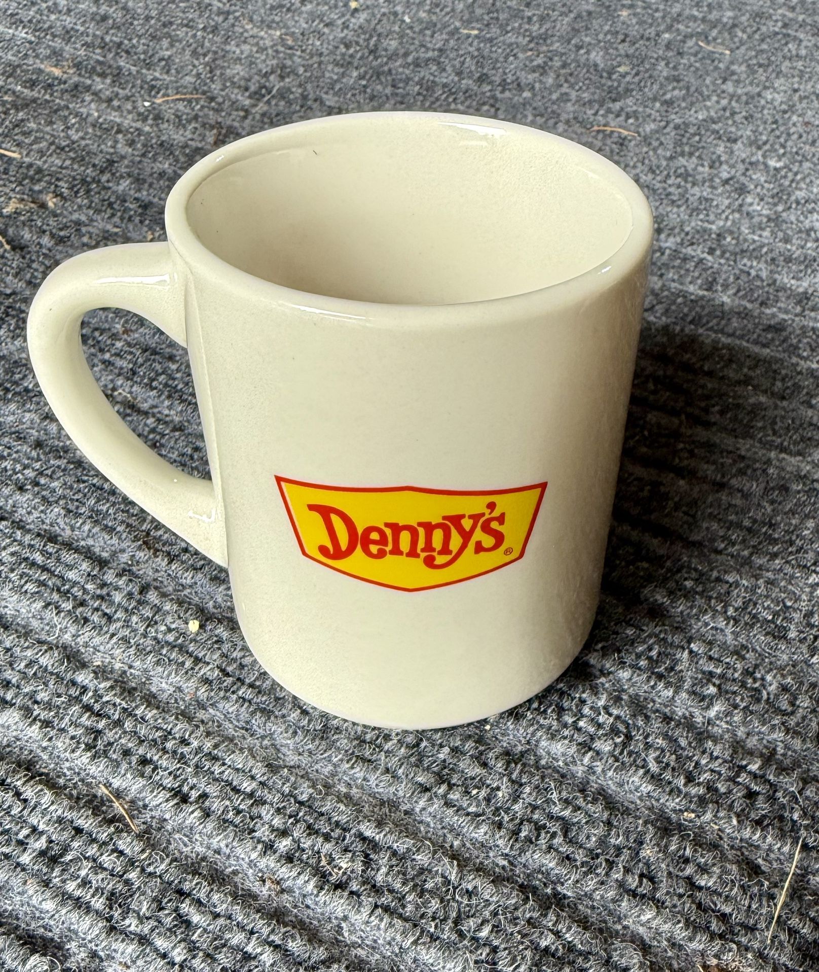 Vintage Denny’s Color Changing Christmas Mug
