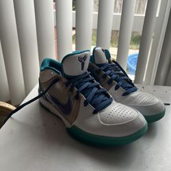 Nike Kobe 4 Protro