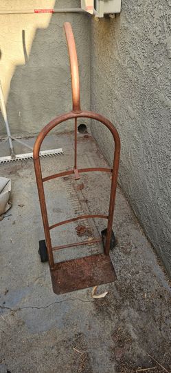 Sturdy dolly