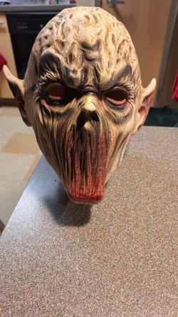 Alien zombie Halloween mask