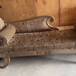 Beautiful Chaise Lounge Loveseat Chair sofa For Sale