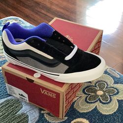 Vans sneaker skate shoes men’s  Knu Skool Suede Black/White/Blue Chunky Casual Shoe Men’s skate shoes size 8.5 women’s size 10 new with box