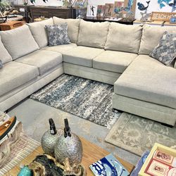 Like New Reversible Sleeper Sectional Couch