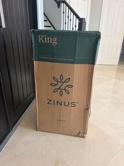 *NEW IN BOX* ZINUS CLOUD MEMORY FOAM MATTRESS KING