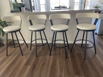 Set of 4, Berrin Swivel upholstered bar height, 30 in