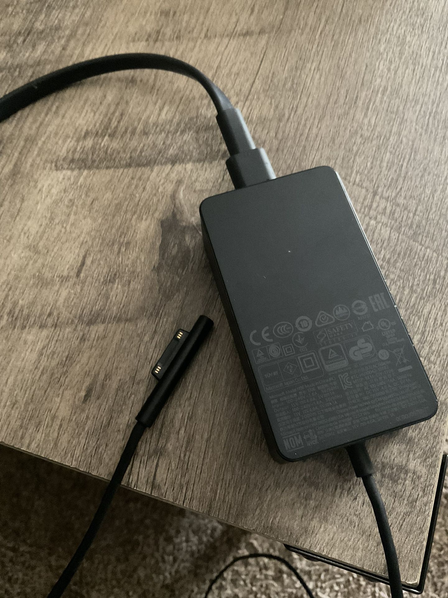 Microsoft Pro Charger