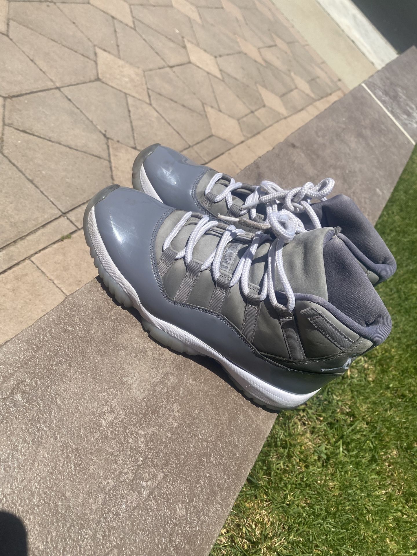 Jordan 11 Cool Grey Size 9