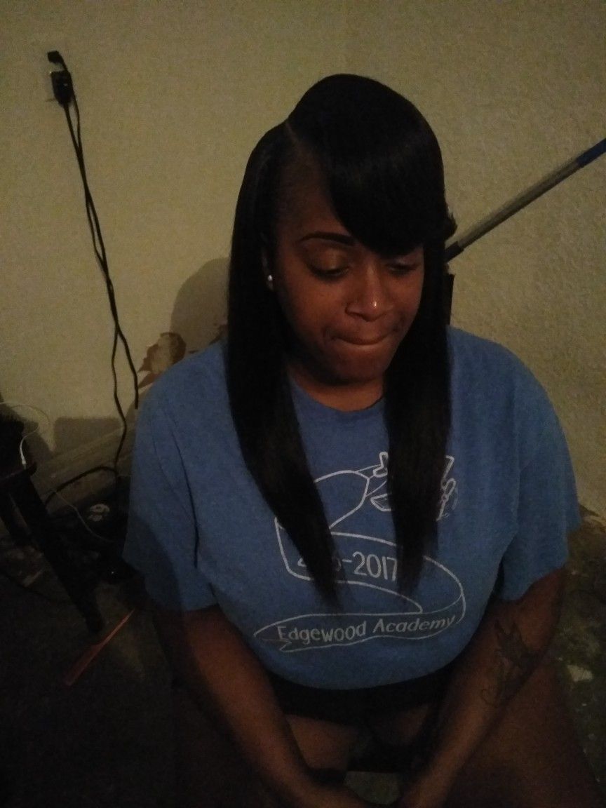 Full sew in side part bang