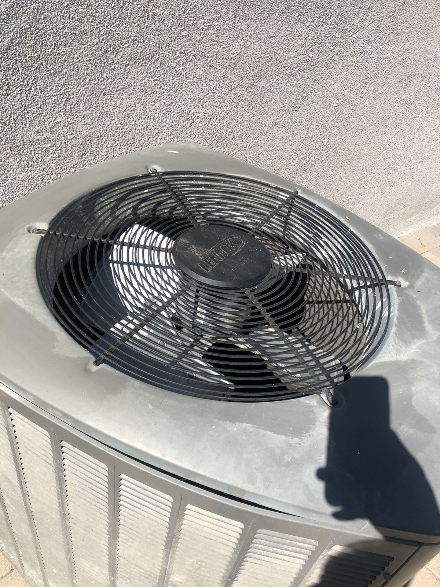 Lennox Elite 4 Ton AC Unit Condenser for Sale in Rancho Cucamonga, CA