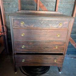 Berkeley And Gay mahogany Dresser 40"X21"X47"