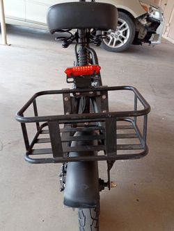 Electric scooter with Rear Cargo Basket
