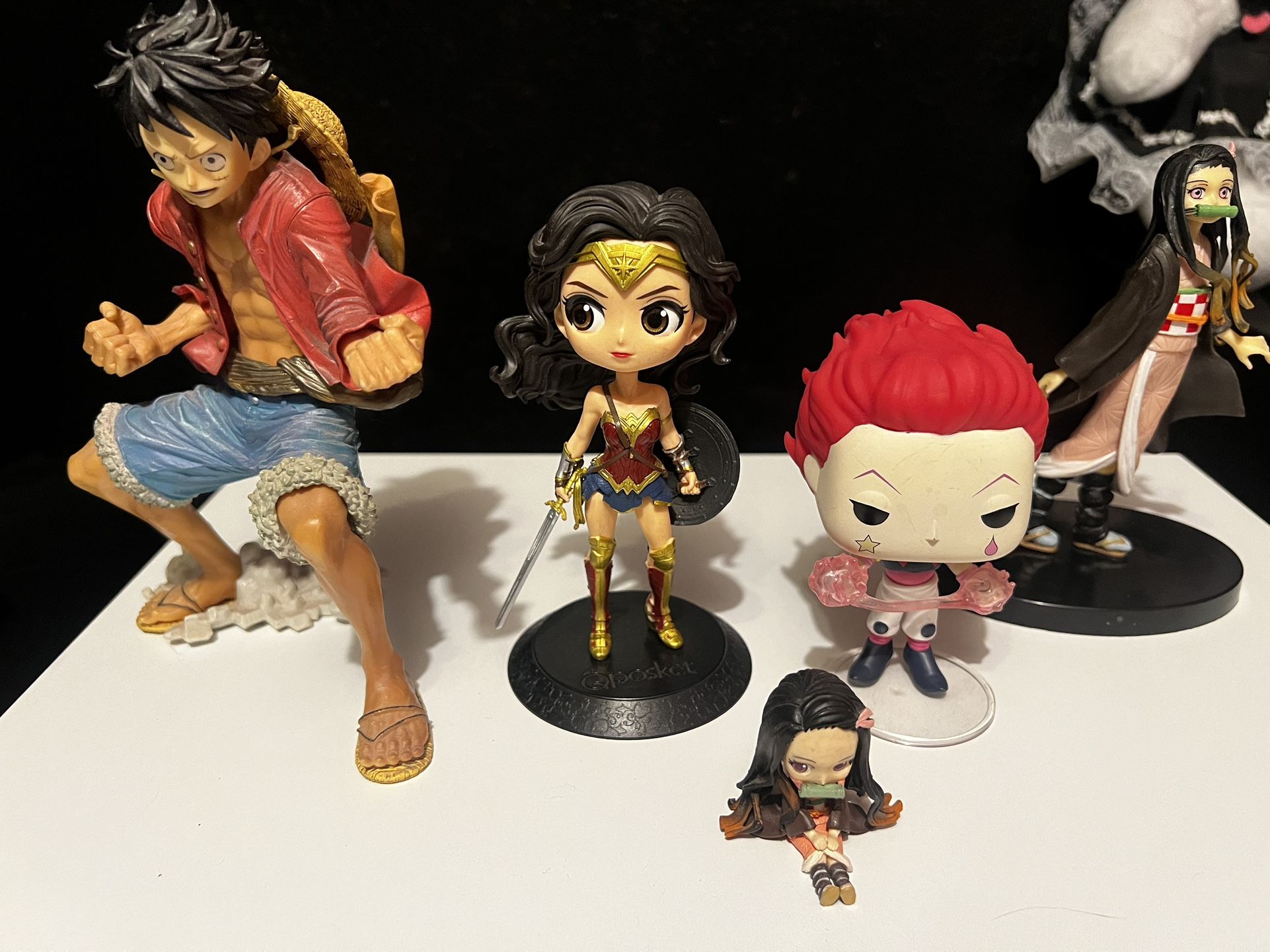 Naruto HxH Marvel DC Labubu Star Wars Demon Slayer One Punch Man One Piece Luffy Totoro Anime Figures