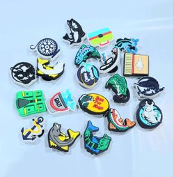 20 pcs Fishing Crocs Charms Bass Pro Fisherman CHARMS F0L