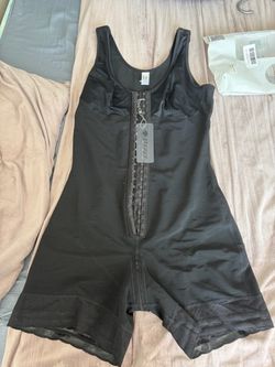 Waist trainer