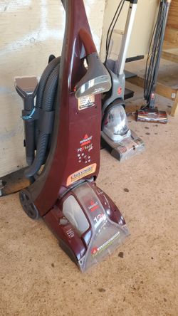 Bissell ProHeat Pet Carpet Cleaner