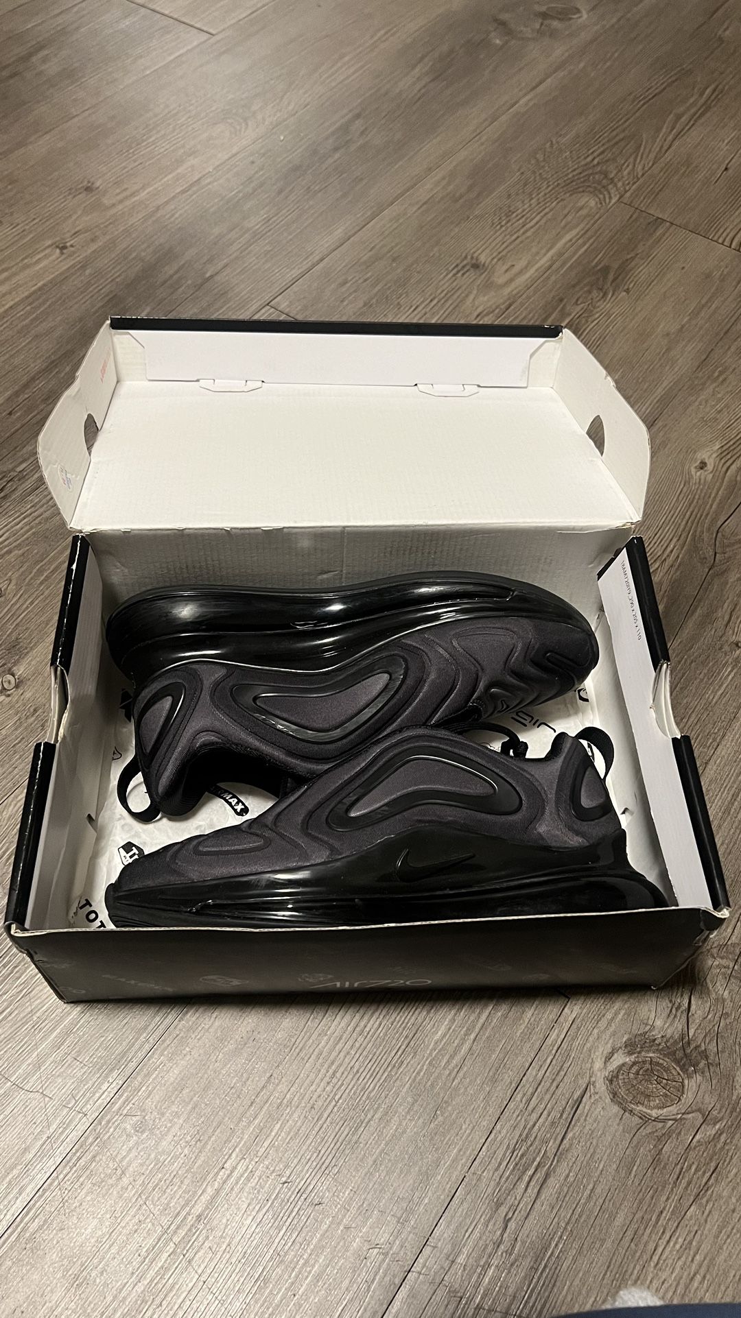 Nike Air Max 720 Grade School