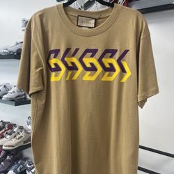 Gucci mirror T Shirt Sz XS(runs big)