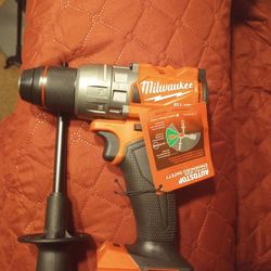 Milwaukee Fuel Brushless Hammer Drill 