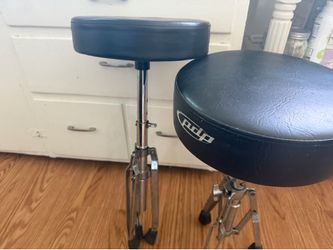 Drum seats